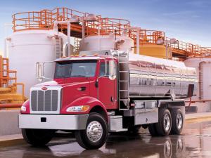 Peterbilt 337 6x4 Tanker '2006